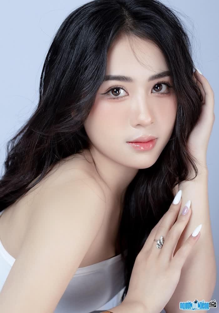 Biết ấn phẩm của chúng tôi Media & Vision.